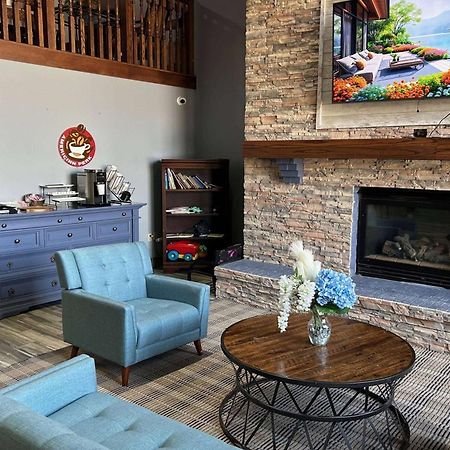 Americinn By Wyndham Ottumwa Εξωτερικό φωτογραφία