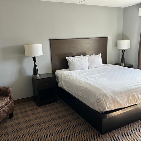 Americinn By Wyndham Ottumwa Εξωτερικό φωτογραφία