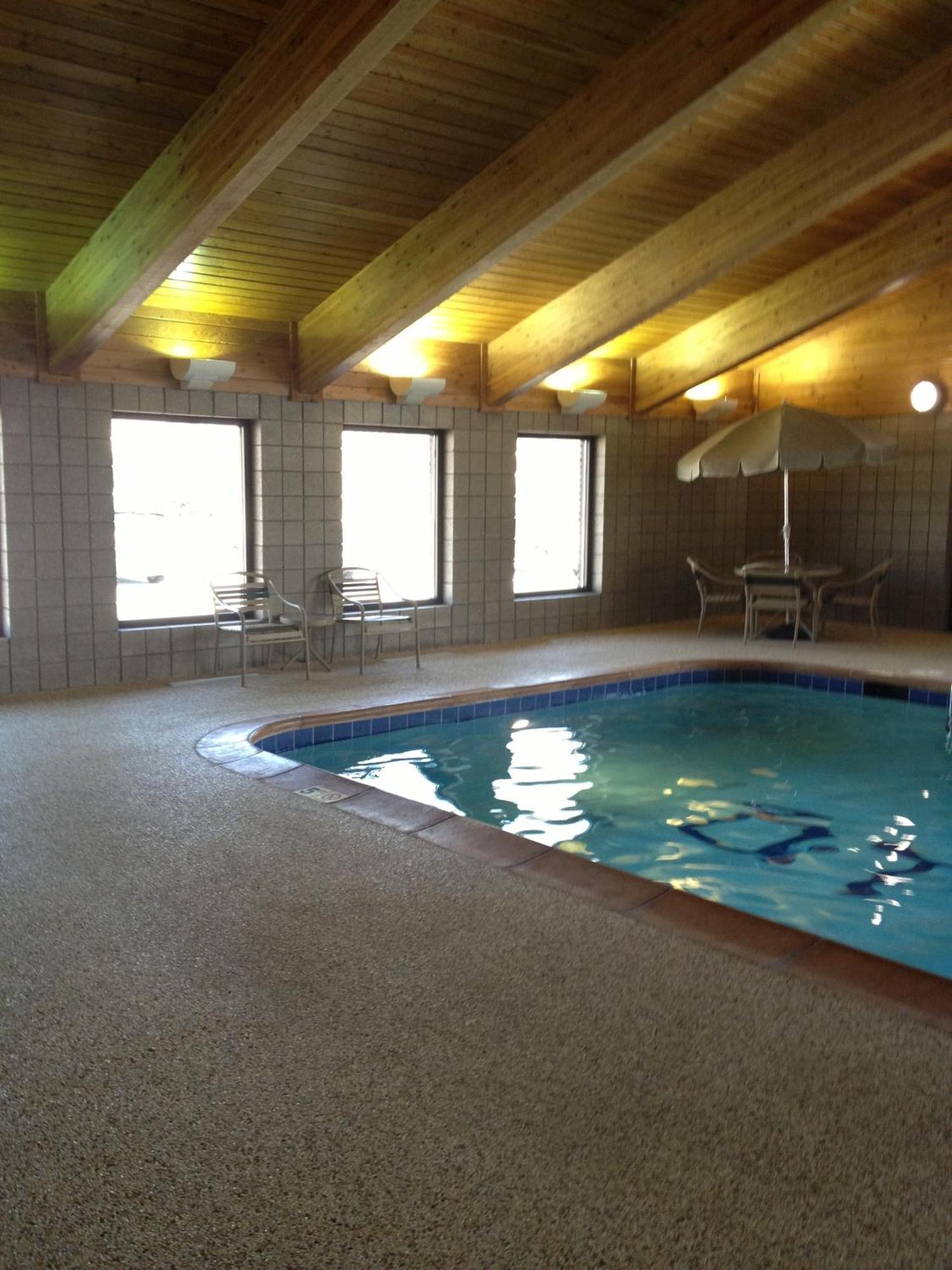 Americinn By Wyndham Ottumwa Εξωτερικό φωτογραφία