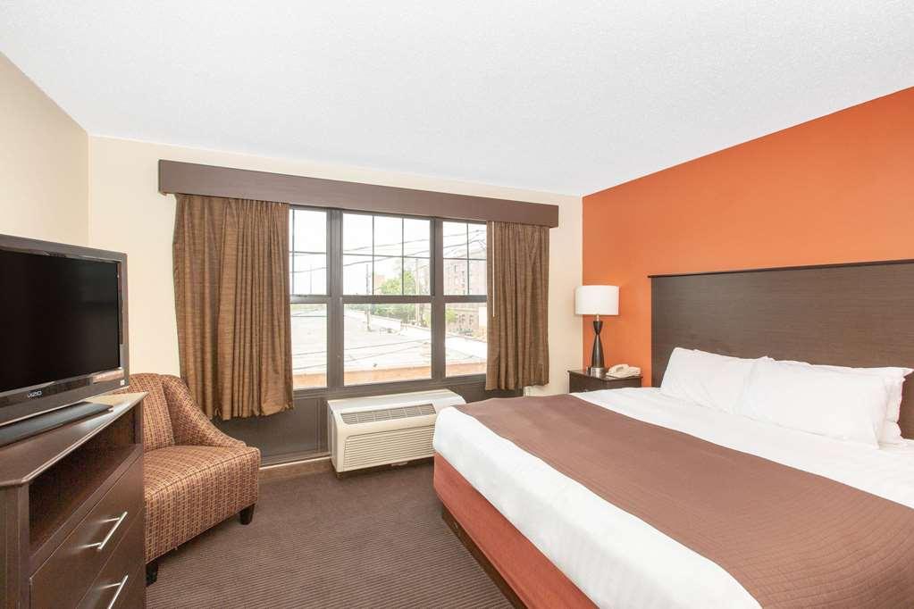 Americinn By Wyndham Ottumwa Δωμάτιο φωτογραφία